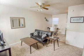 Midtown Heritage Hills- Cozy 1BDR Super Fast WI-FI